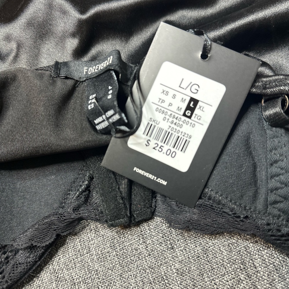 FOREVER 21 | Black & Lace Body Suit